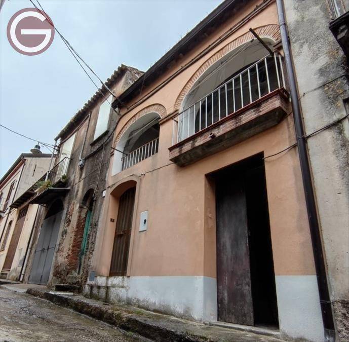 locale commerciale in vendita a Cittanova