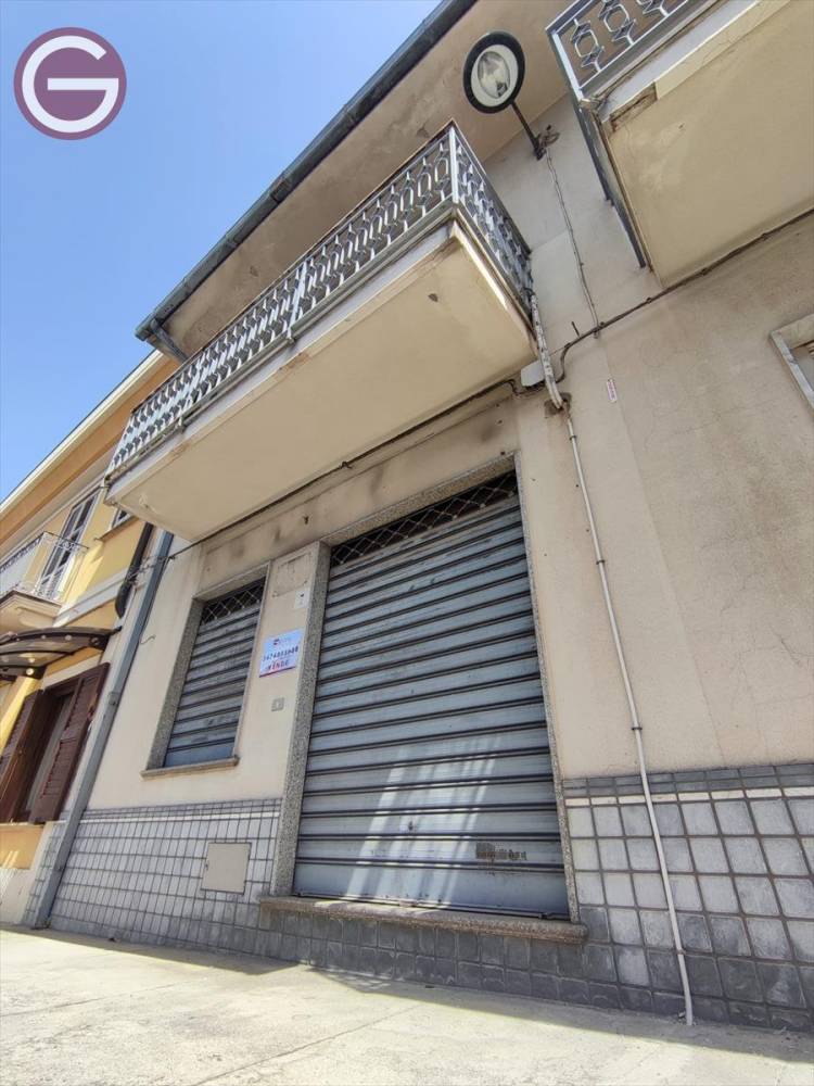 locale commerciale in vendita a Cittanova