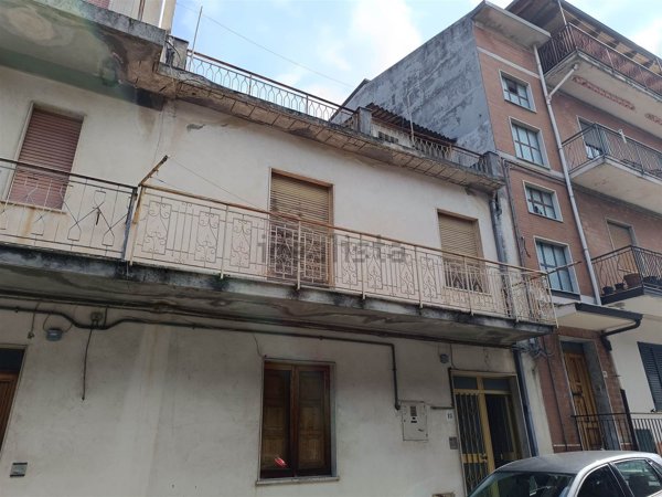 casa indipendente in vendita a Cittanova