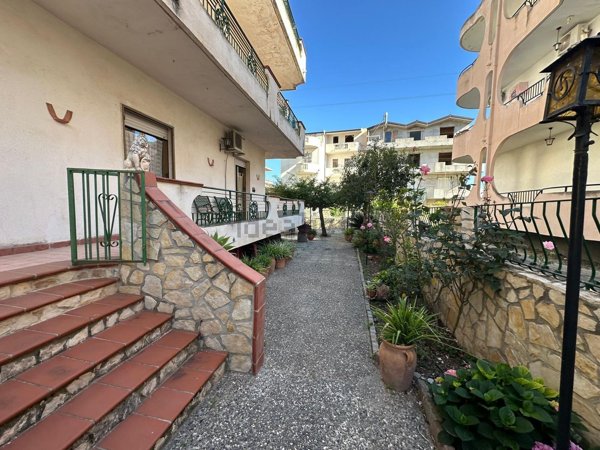 casa indipendente in vendita a Condofuri