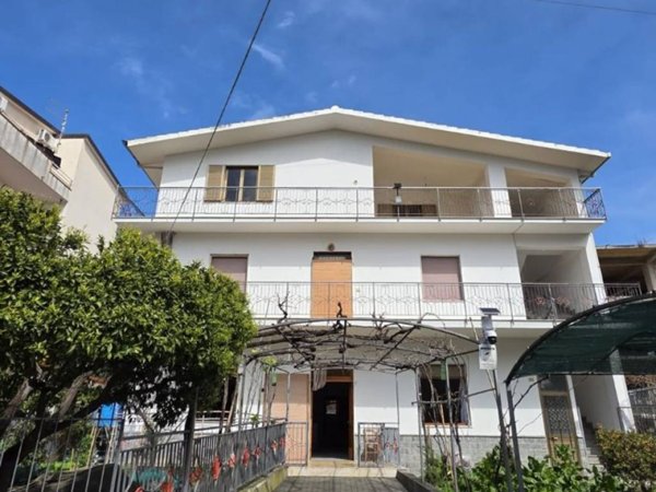 appartamento in vendita a Condofuri in zona San Carlo