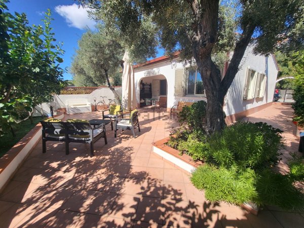 casa indipendente in vendita a Condofuri