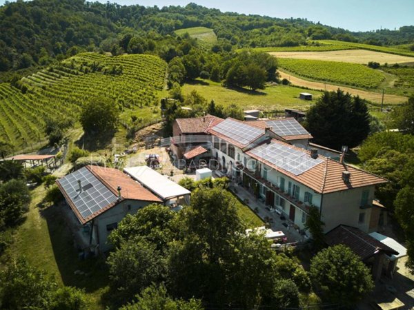casa indipendente in vendita ad Albugnano