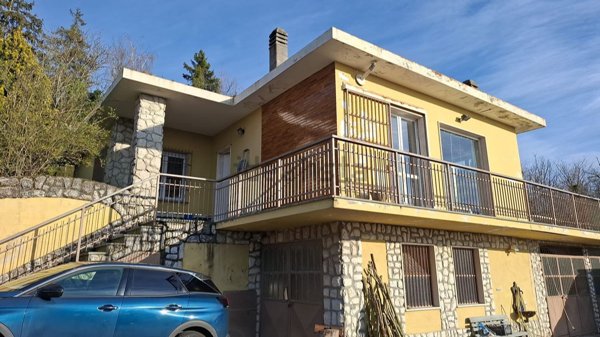 casa indipendente in vendita ad Albugnano