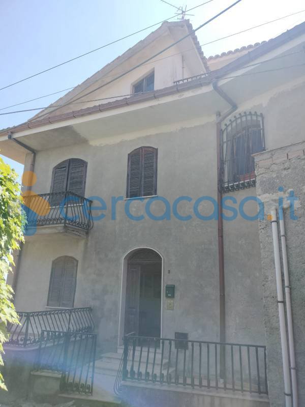casa indipendente in vendita a Gerace