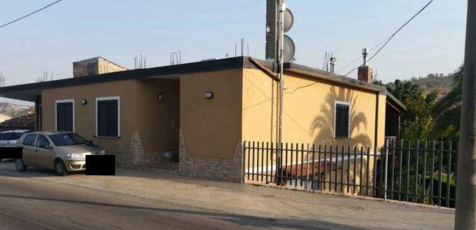 appartamento in vendita a Gerace