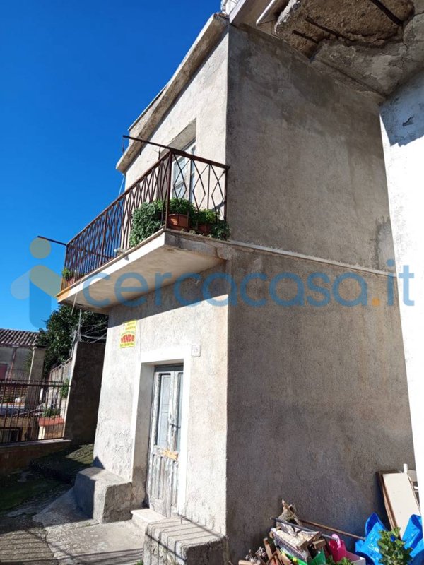 casa indipendente in vendita a Gerace