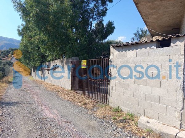 casale in vendita a Gerace