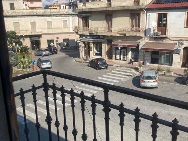 appartamento in vendita a Gioia Tauro