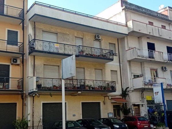 appartamento in vendita a Gioia Tauro