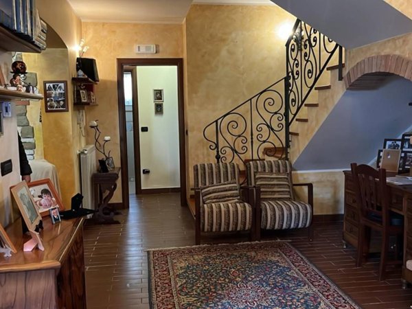 casa indipendente in vendita a Gioia Tauro