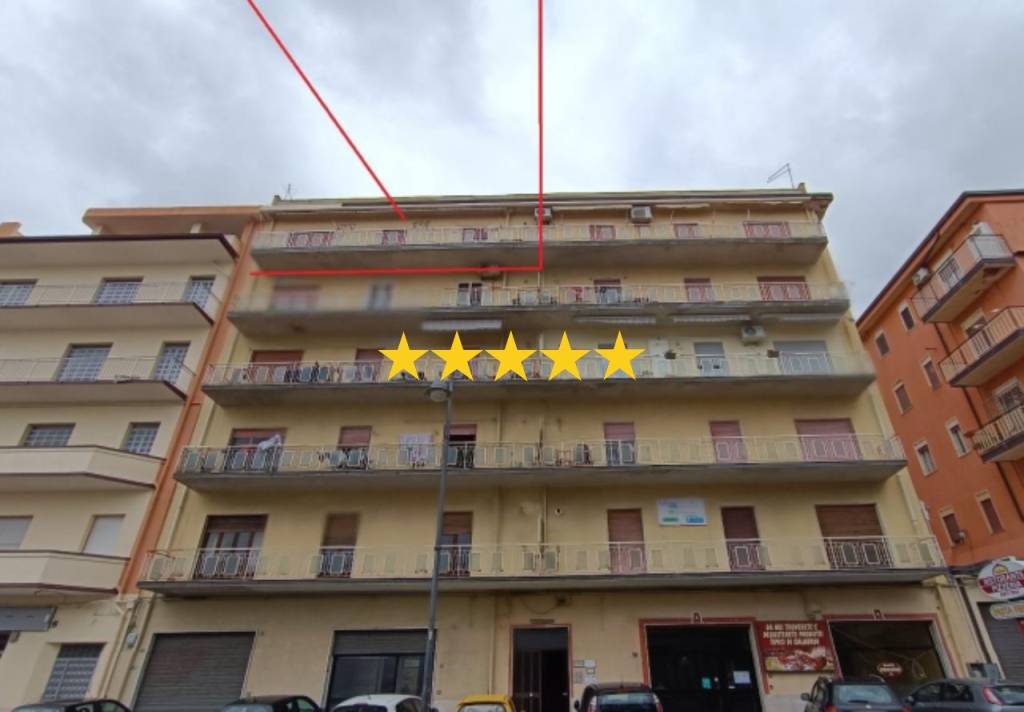 appartamento in vendita a Gioia Tauro