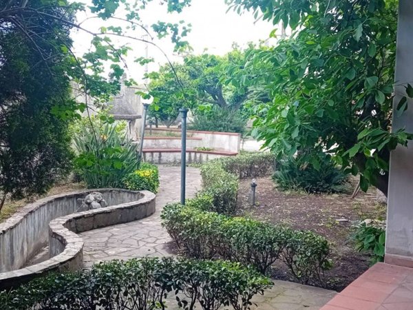 casa indipendente in vendita a Gioia Tauro