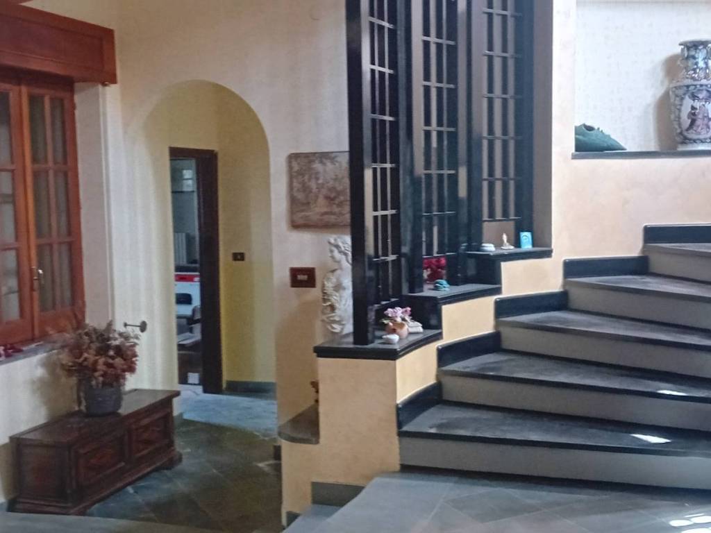 casa indipendente in vendita a Gioia Tauro