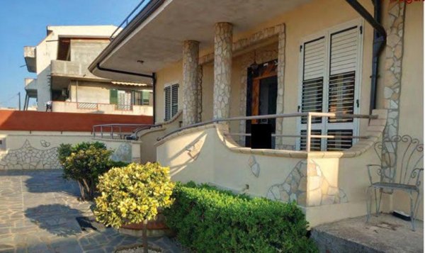 casa indipendente in vendita a Gioia Tauro