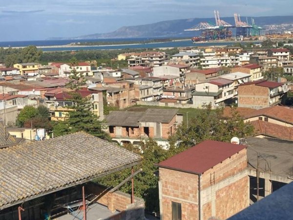 appartamento in vendita a Gioia Tauro