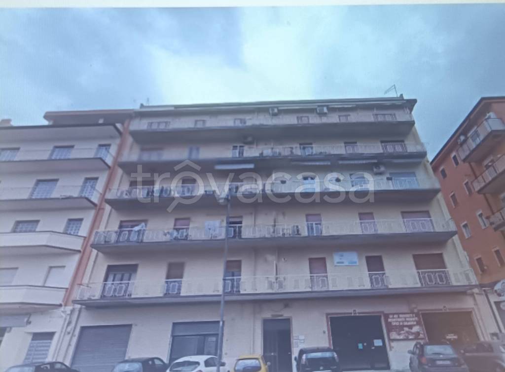 appartamento in vendita a Gioia Tauro