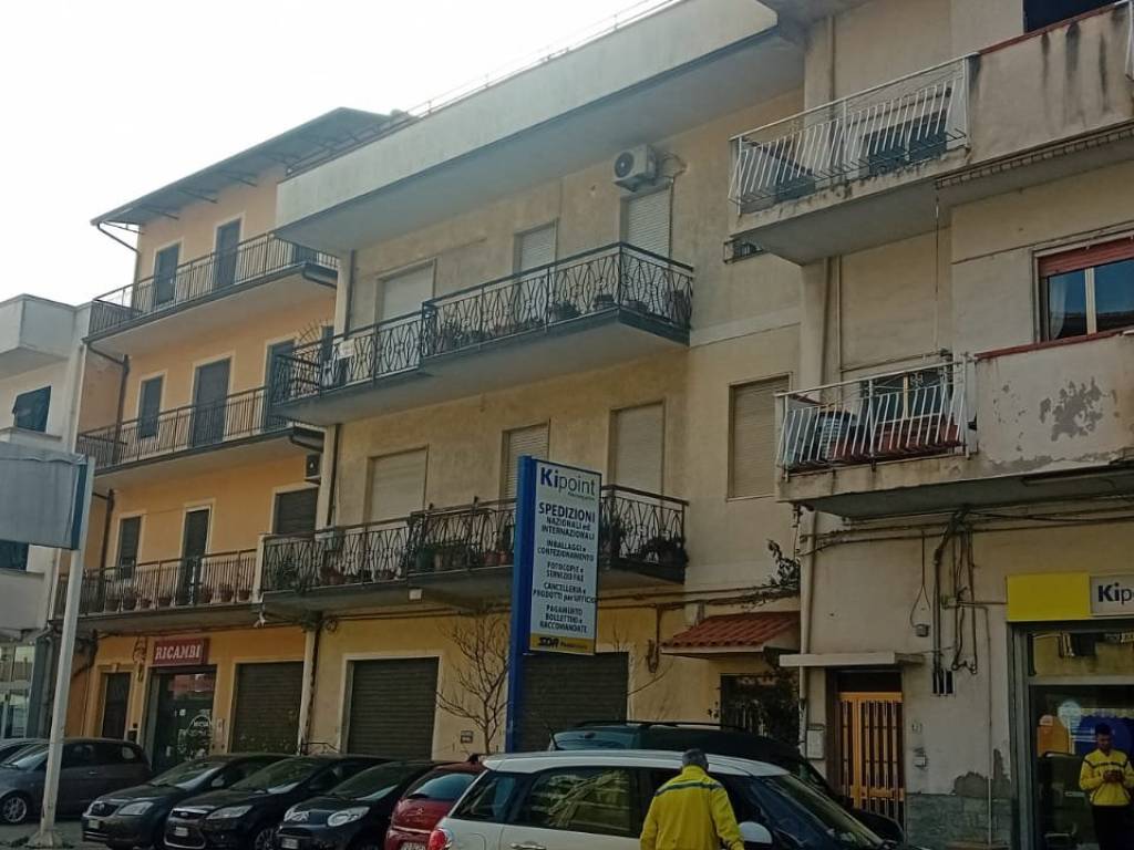 appartamento in vendita a Gioia Tauro