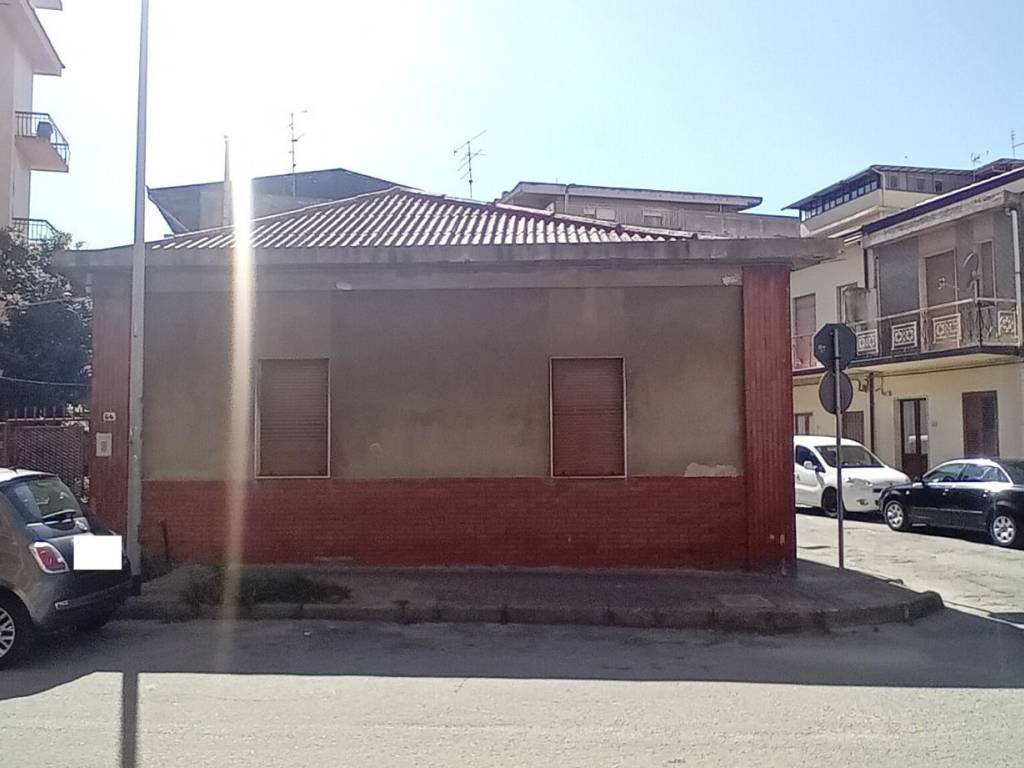 casa indipendente in vendita a Gioia Tauro