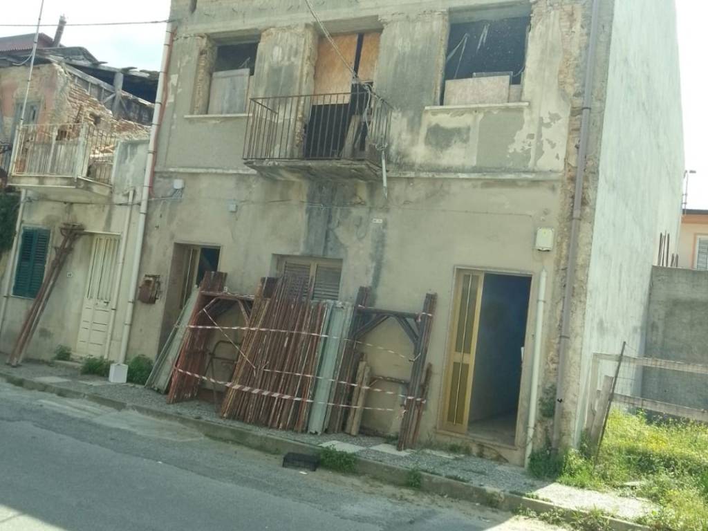 casa indipendente in vendita a Gioia Tauro