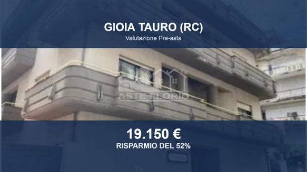 negozio in vendita a Gioia Tauro