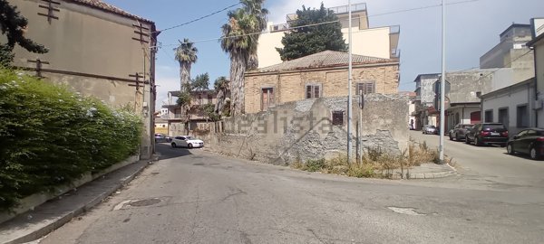 casa semindipendente in vendita a Gioia Tauro