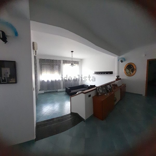 casa indipendente in vendita a Gioia Tauro