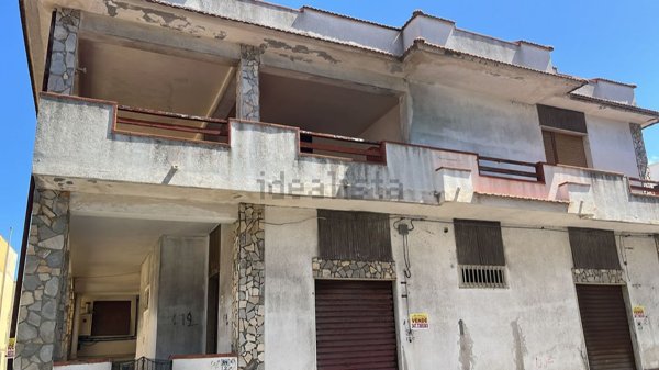 appartamento in vendita a Gioia Tauro