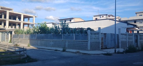 terreno edificabile in vendita a Gioia Tauro
