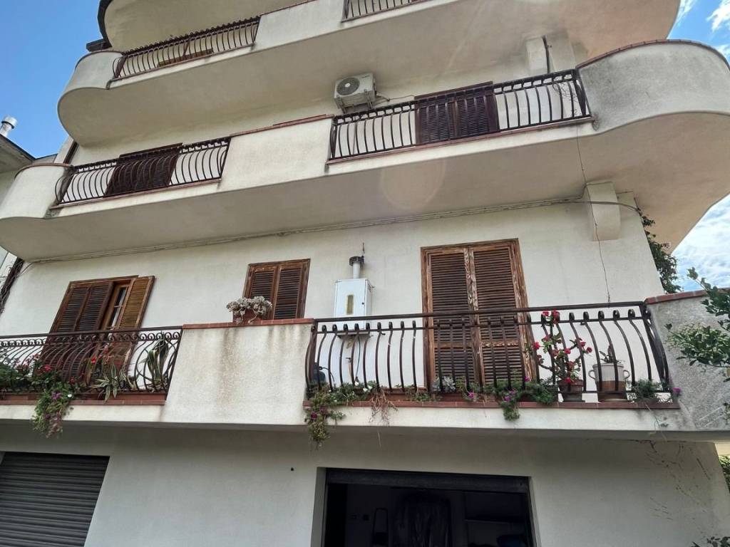 appartamento in vendita a Gioiosa Ionica in zona Sant'Antonio