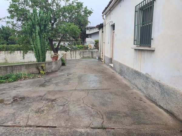 casa indipendente in vendita a Gioiosa Ionica