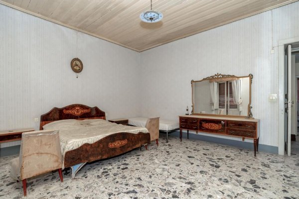 casa indipendente in vendita a Gioiosa Ionica