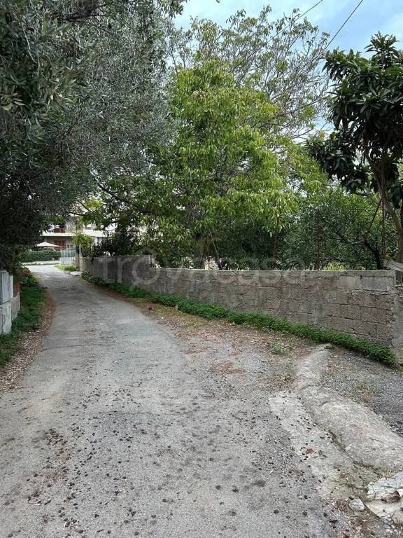 negozio in vendita a Gioiosa Ionica
