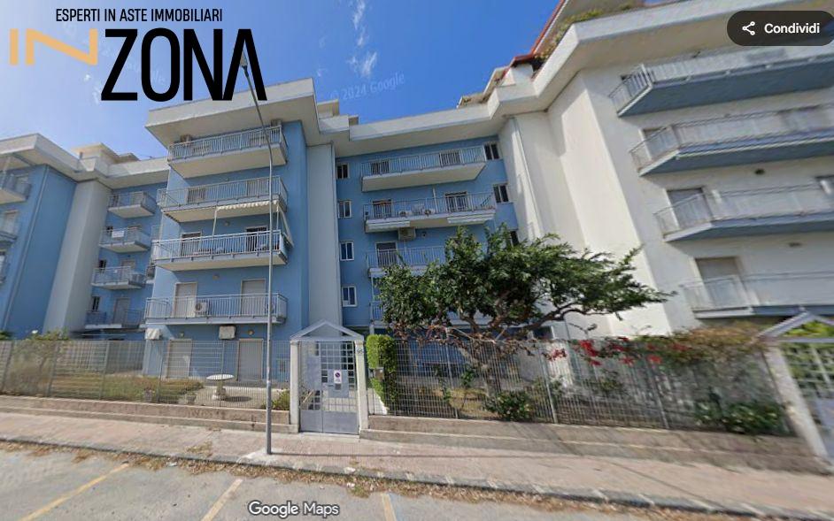 appartamento in vendita a Gioiosa Ionica