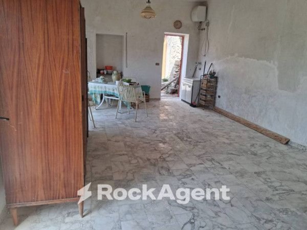 casa indipendente in vendita a Gioiosa Ionica