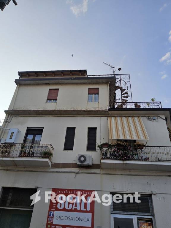 appartamento in vendita a Gioiosa Ionica