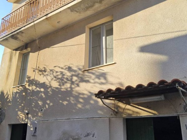 casa indipendente in vendita a Gioiosa Ionica