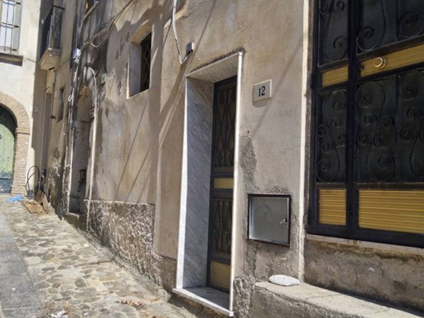 appartamento in vendita a Gioiosa Ionica