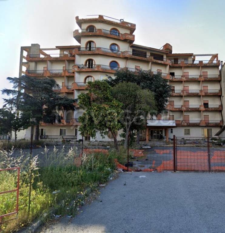 negozio in vendita a Grotteria