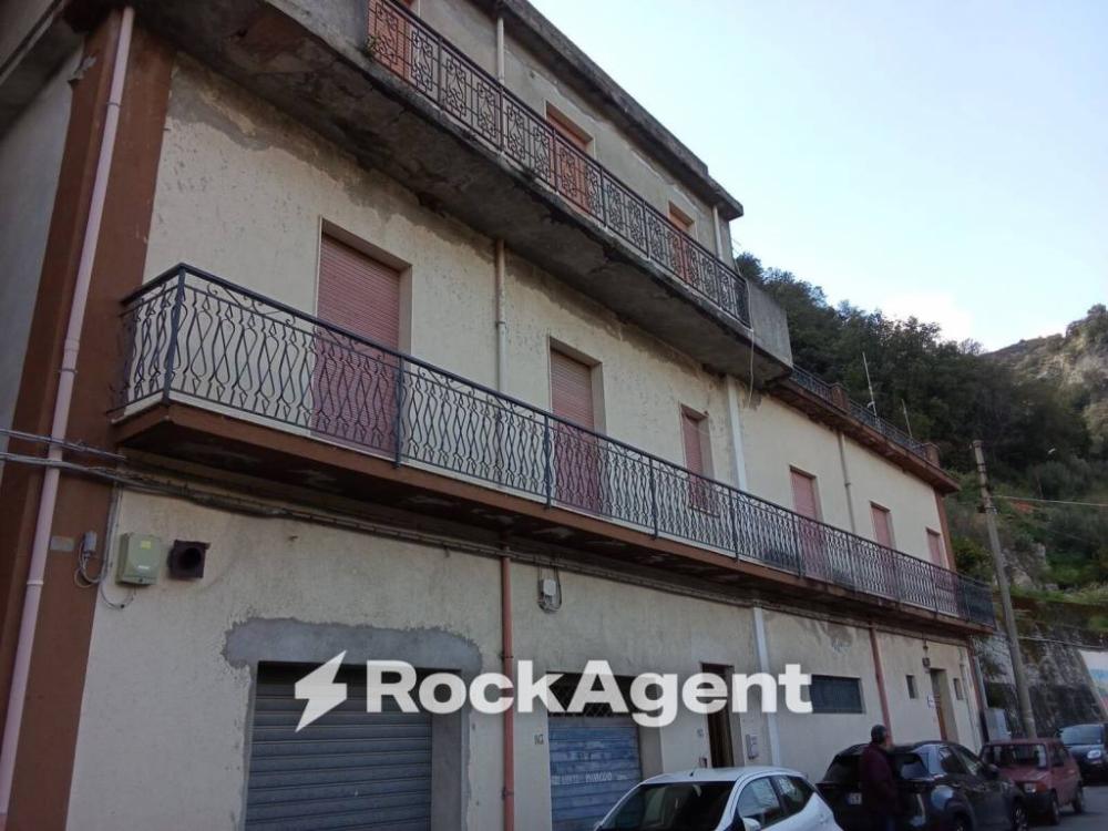casa indipendente in vendita a Grotteria