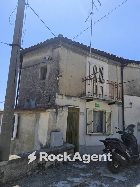 casa indipendente in vendita a Grotteria
