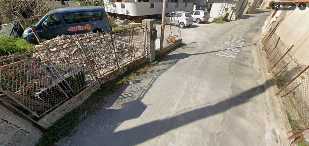 appartamento in vendita a Locri