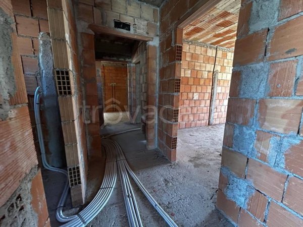 casa indipendente in vendita a Locri