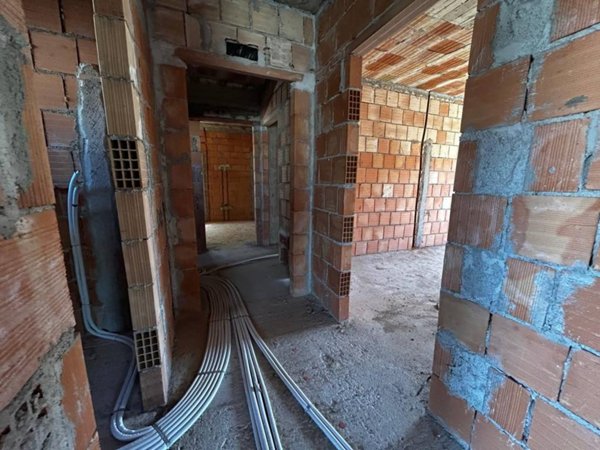 casa indipendente in vendita a Locri