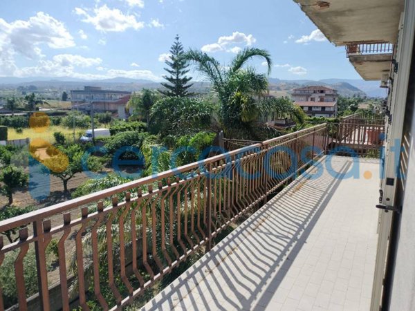 appartamento in vendita a Locri