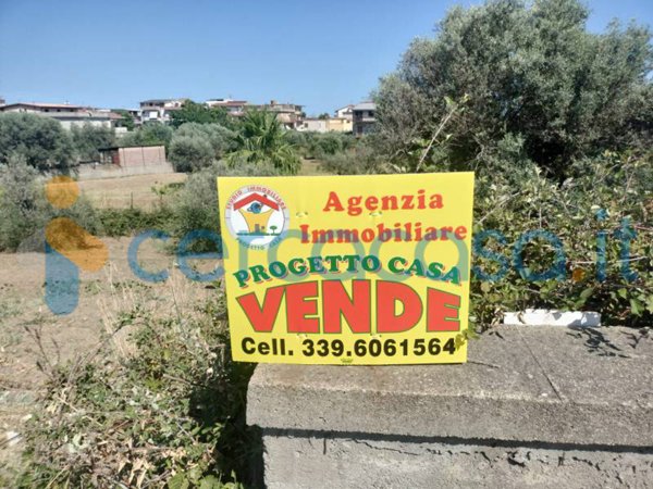 terreno edificabile in vendita a Locri
