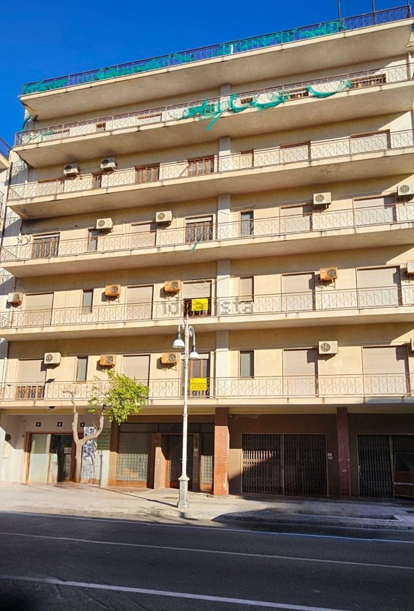 rudere in vendita a Locri