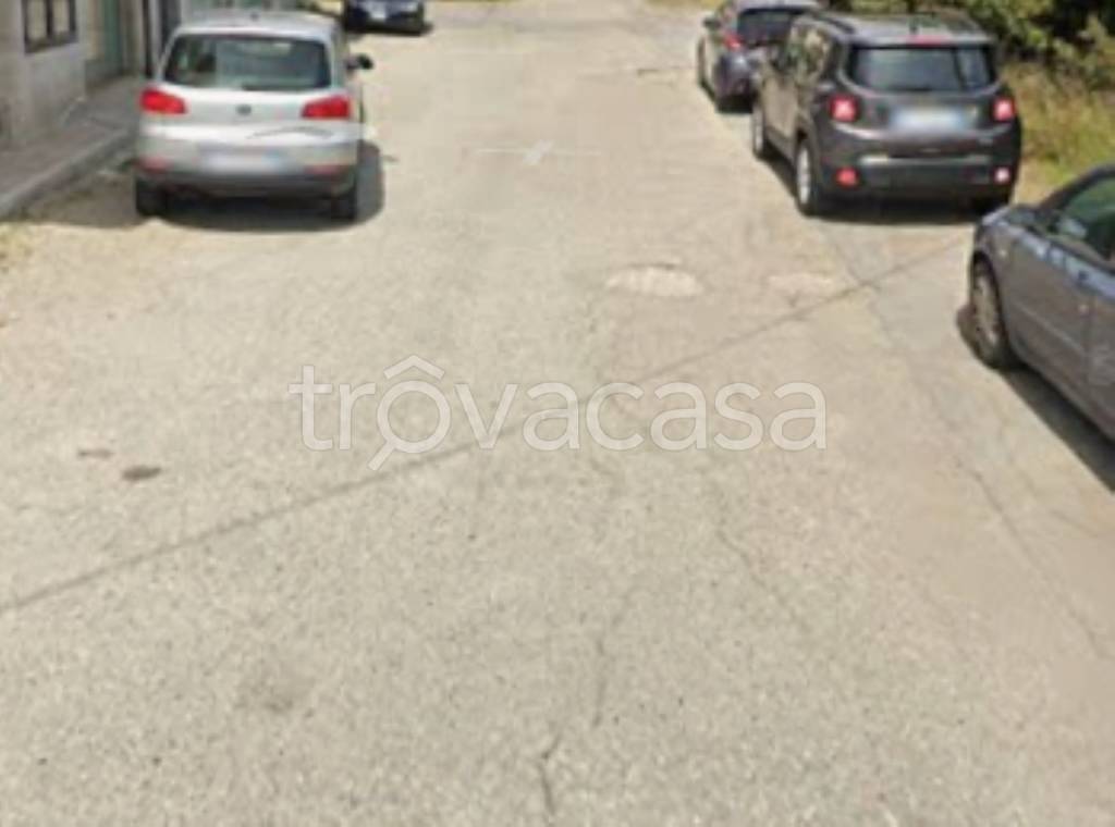 locale commerciale in vendita a Locri