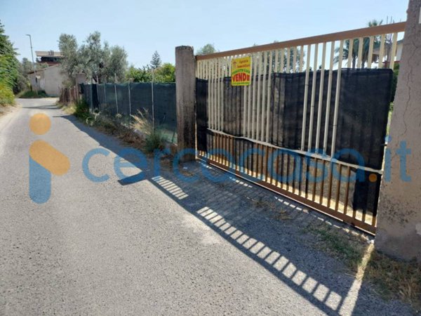 terreno edificabile in vendita a Locri