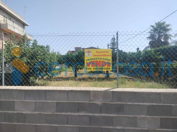 terreno edificabile in vendita a Locri